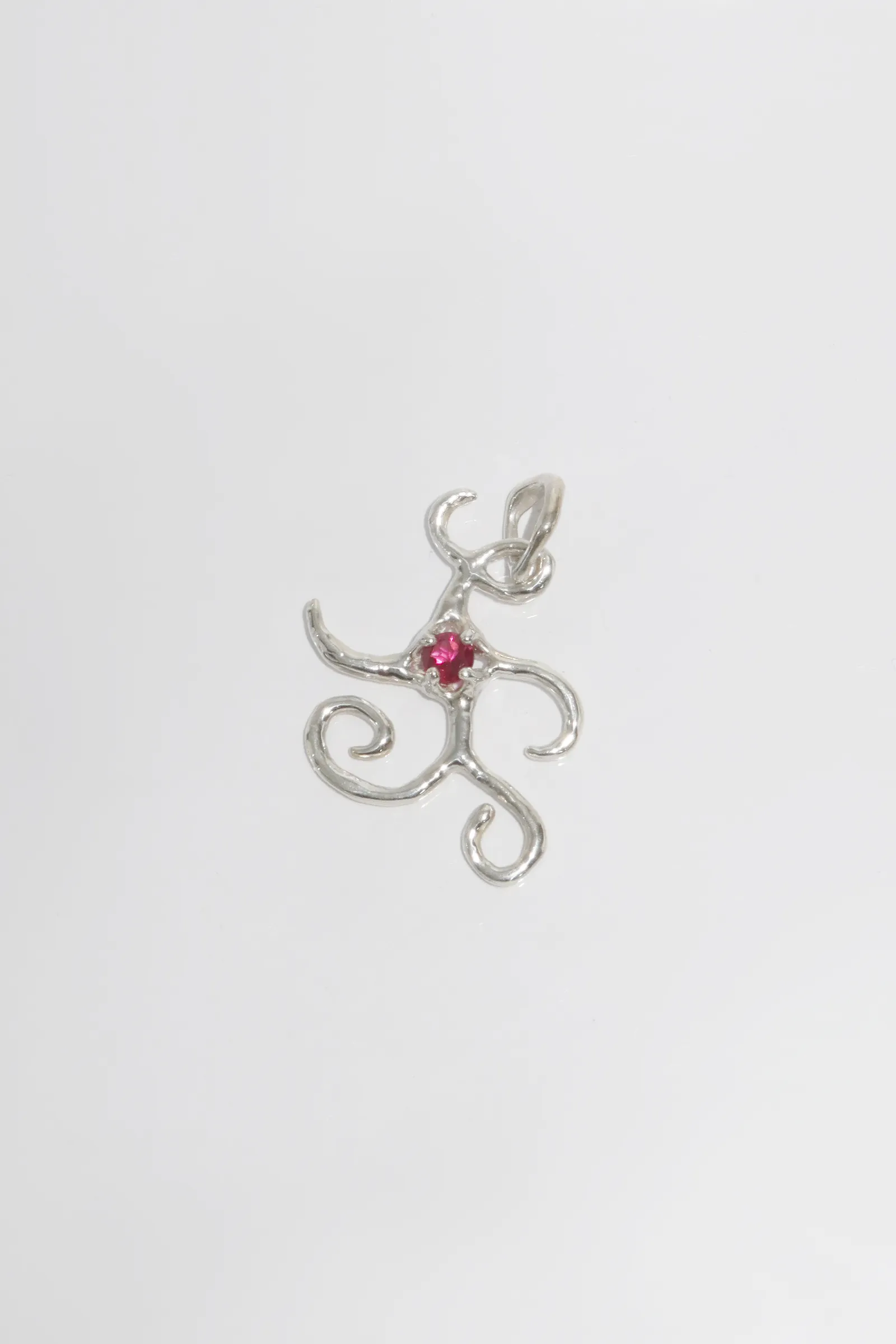 dancing star pendant2