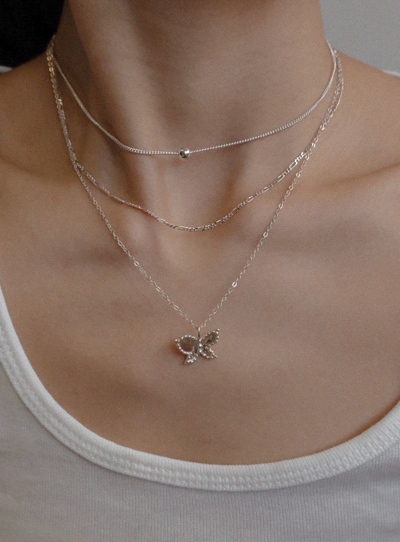 Single Ball Necklace2.jpg