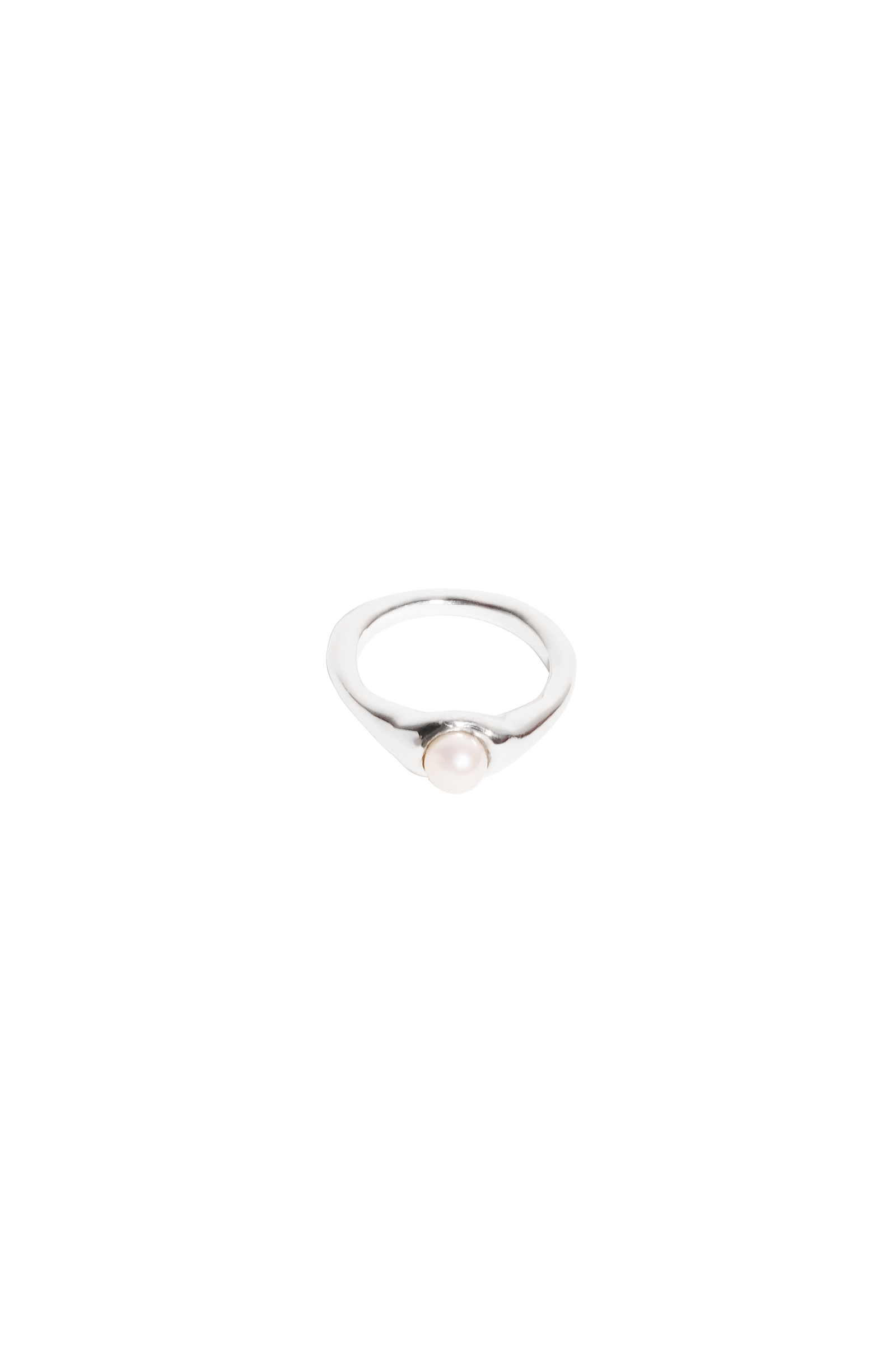 Pearl Maiden Ring s2