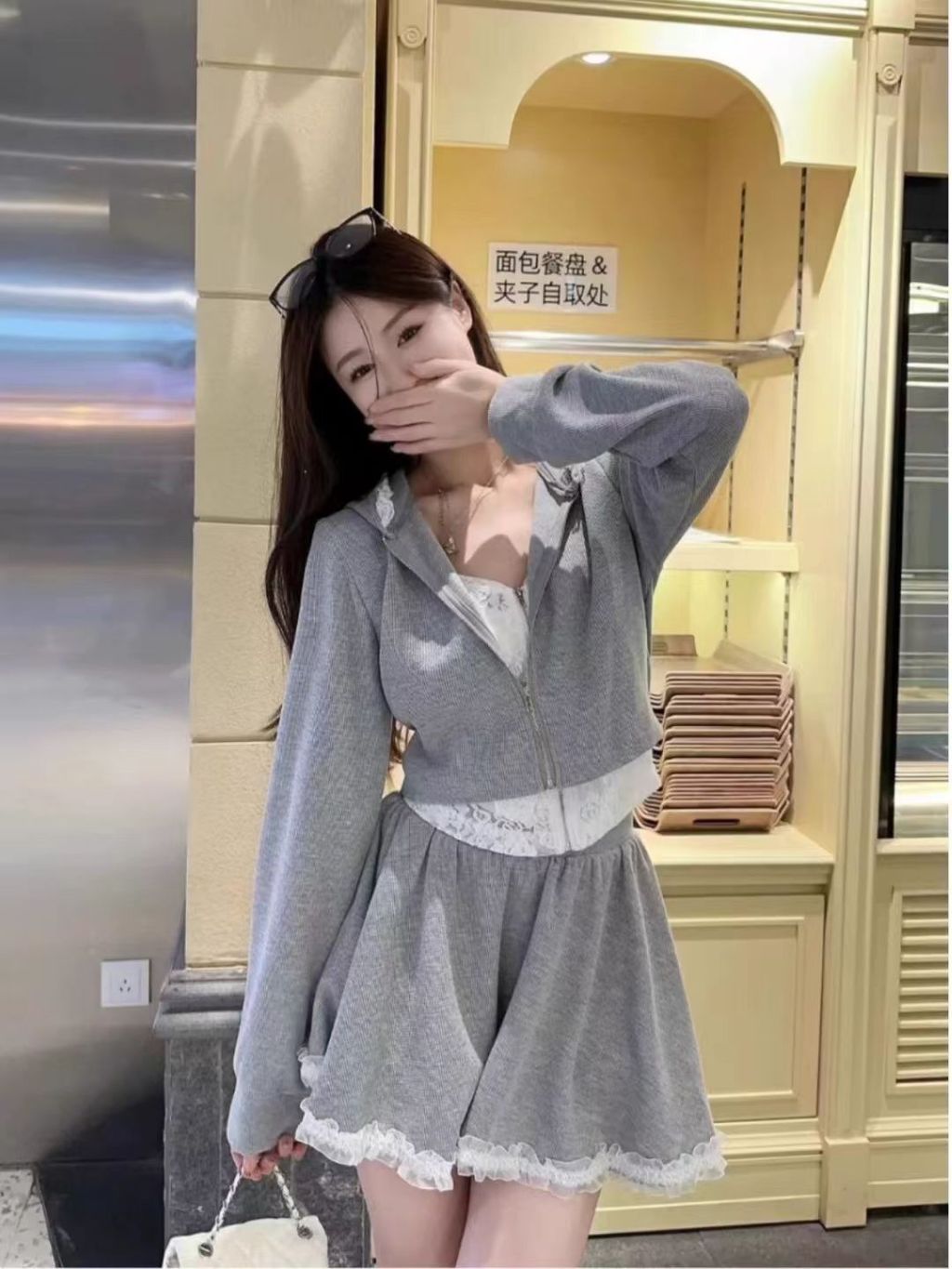 mmexport1762745649093