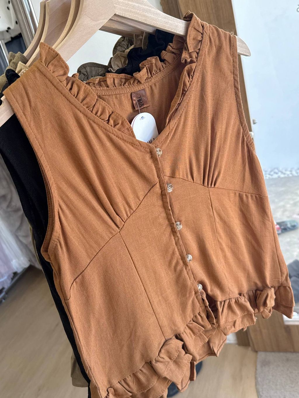 photo_6147728974348488493_w