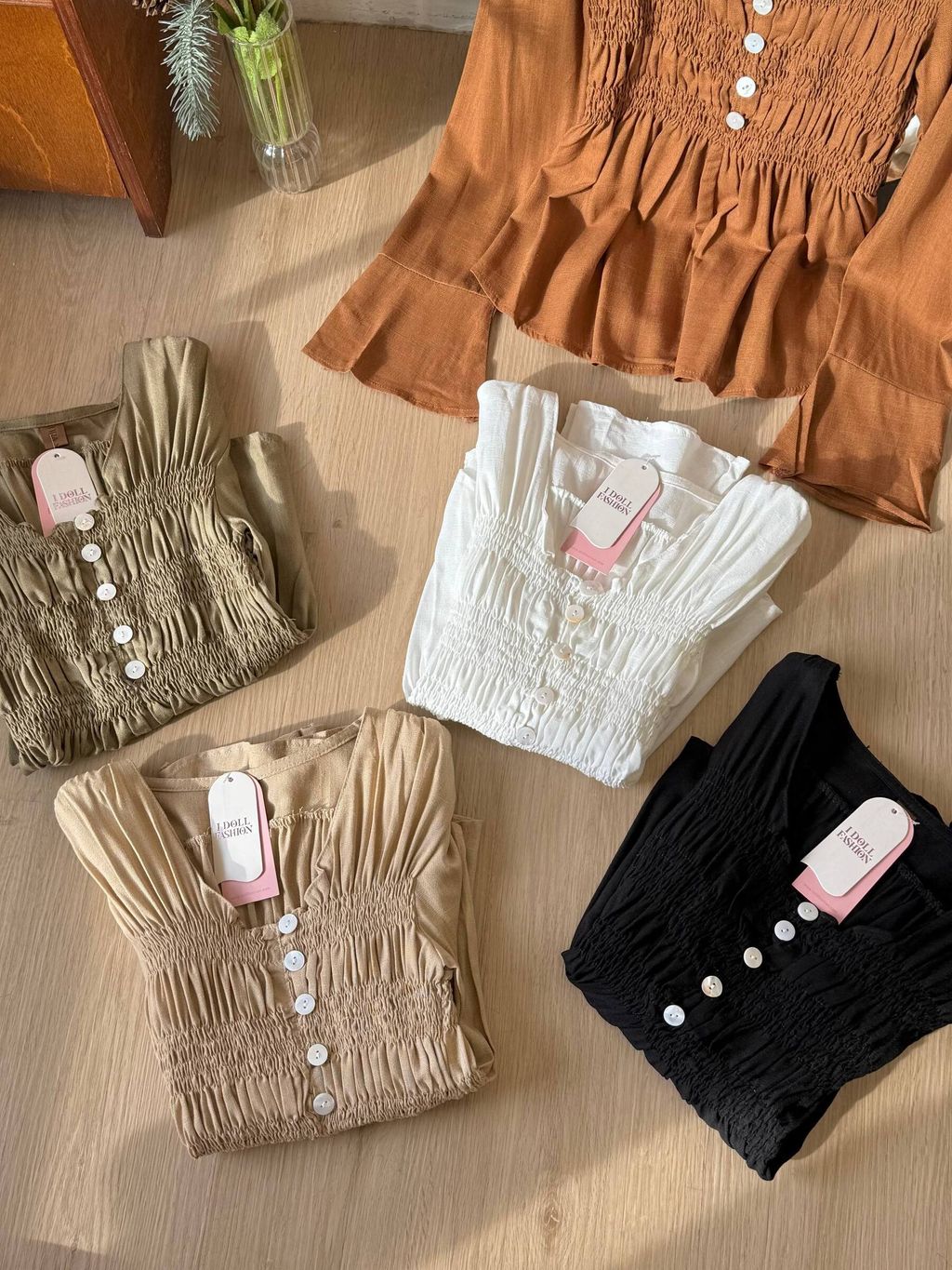 photo_6158761319402770089_w