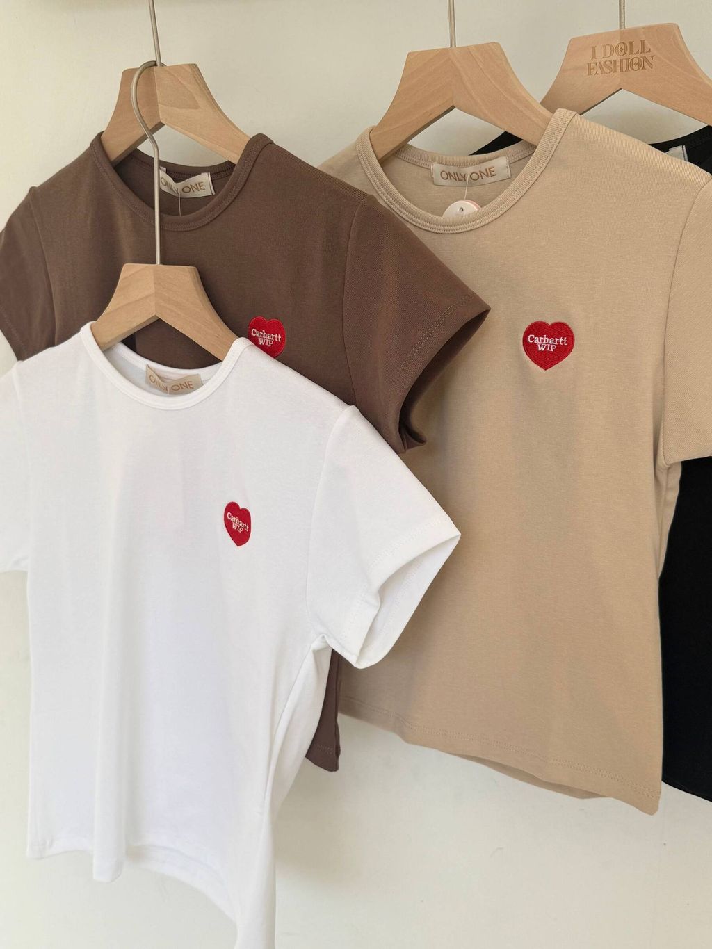 photo_6168013215829266297_w