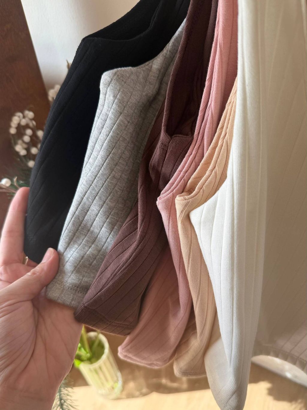 photo_6168013215829266320_w