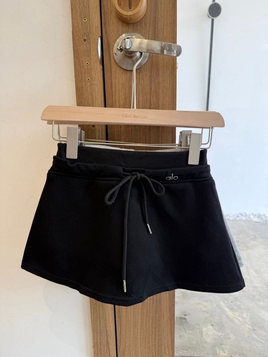 photo_6224248846133431571_y