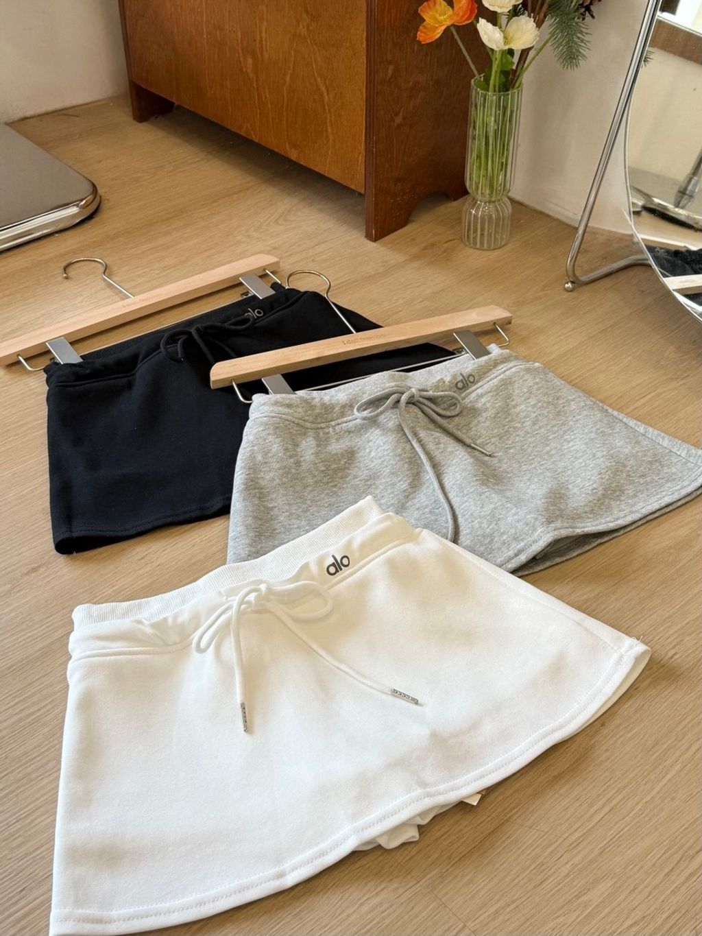 photo_6224248846133431573_y