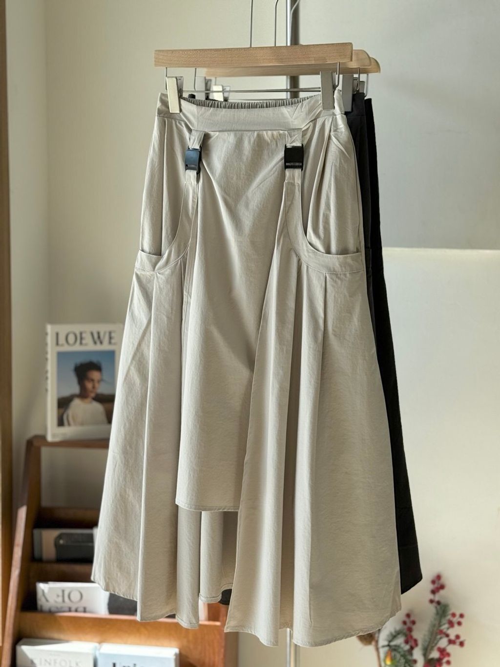 photo_6239930965732036383_y