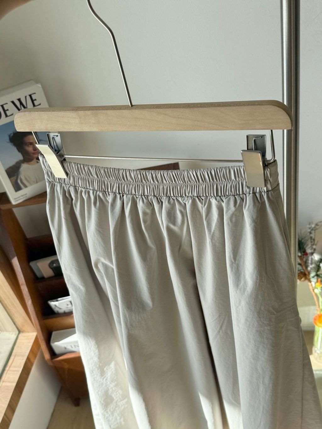 photo_6239930965732036390_y