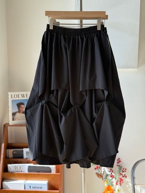 photo_6239930965732036399_y