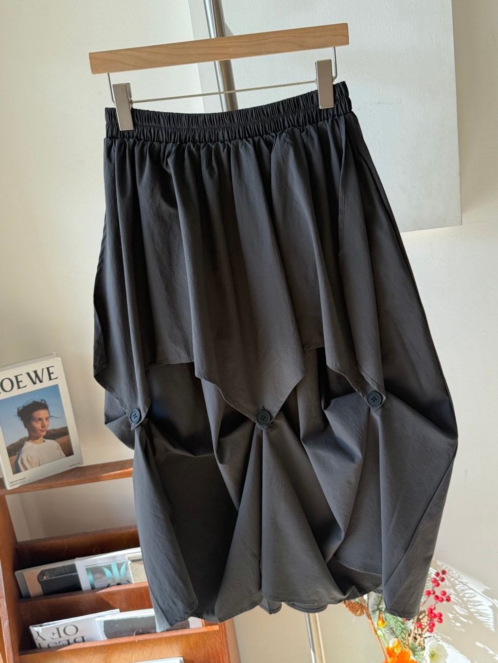 photo_6239930965732036401_y