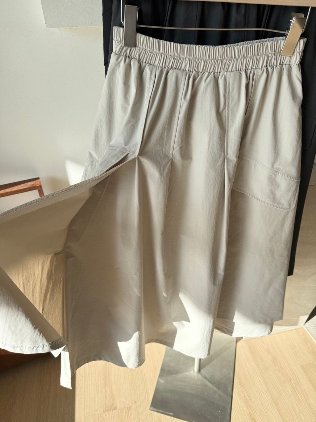 photo_6239930965732036409_y