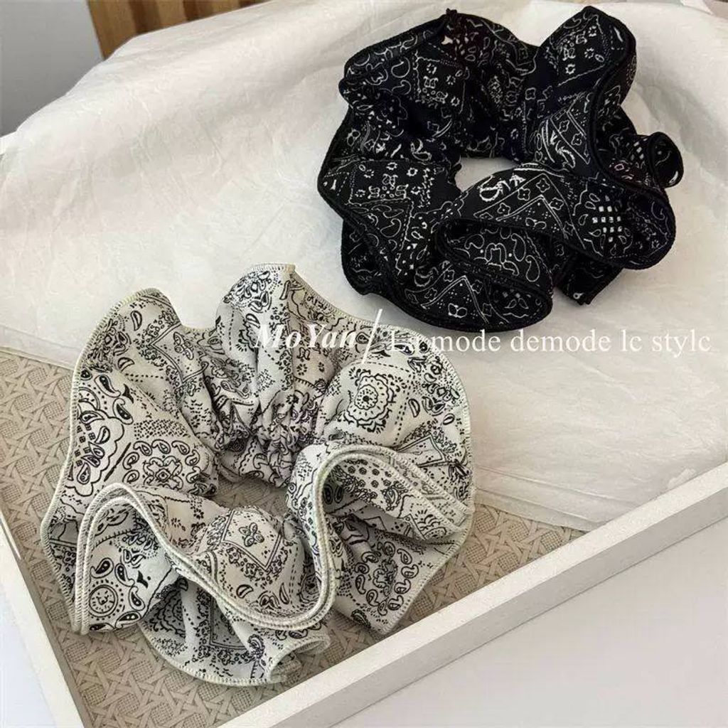 photo_6244347845674733165_x