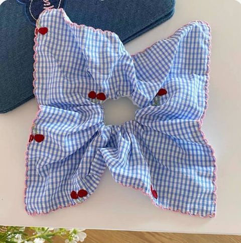 photo_6244347845674733170_x