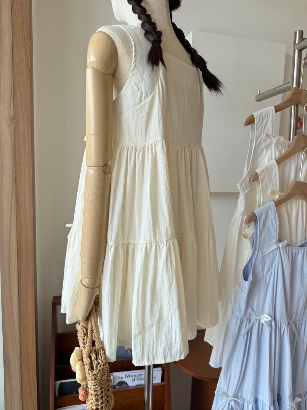 photo_6327773453637239764_y