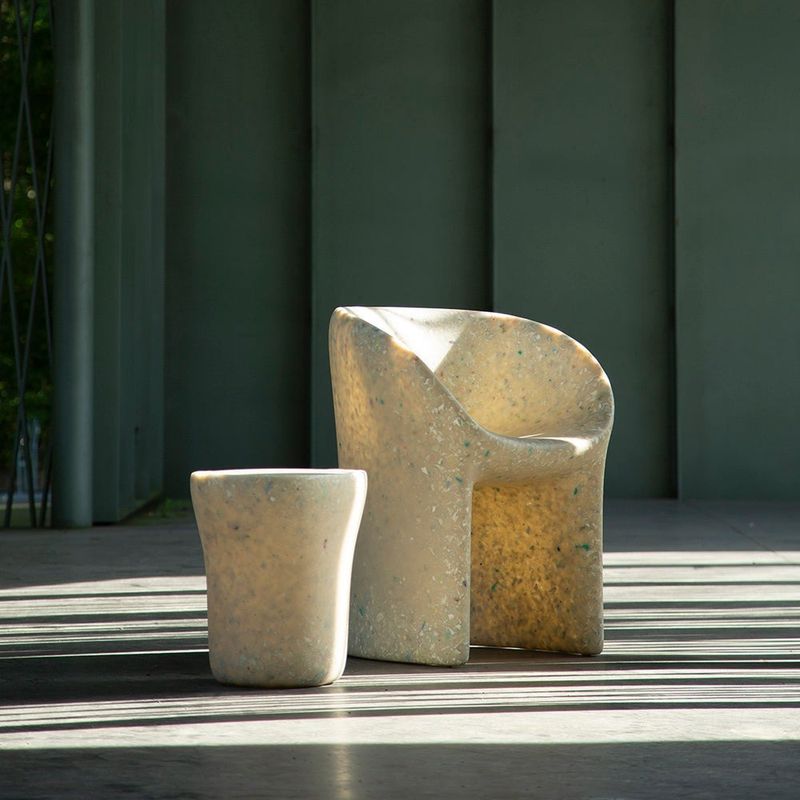 RichardArmchair_JudySideTable_Be (2)