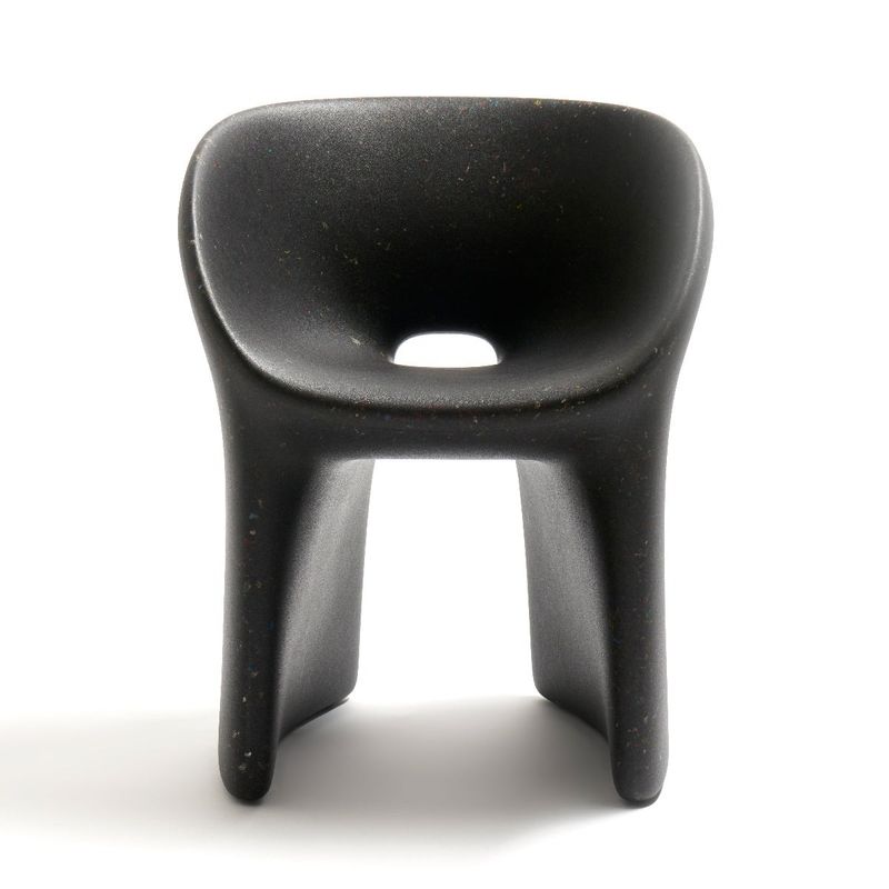 RichardArmchair_Black_Front_Web