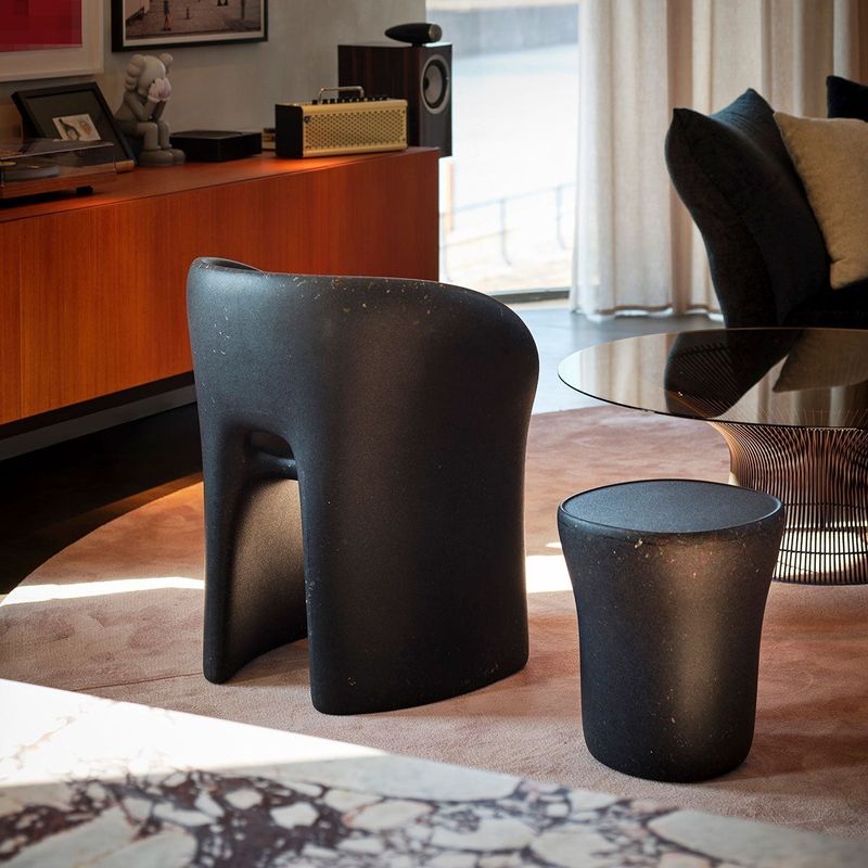 ecoBirdy_RichardArmchairJudySide (1)