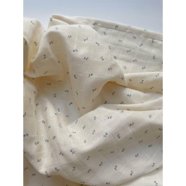 3_PACK_MUSLIN_CLOTH-Muslin_cloths_and_swaddles-17581-PETIT_BISOU_BLUE-2_720x.jpeg