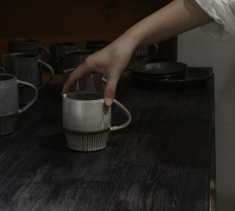 煙白手刻紋馬克杯15