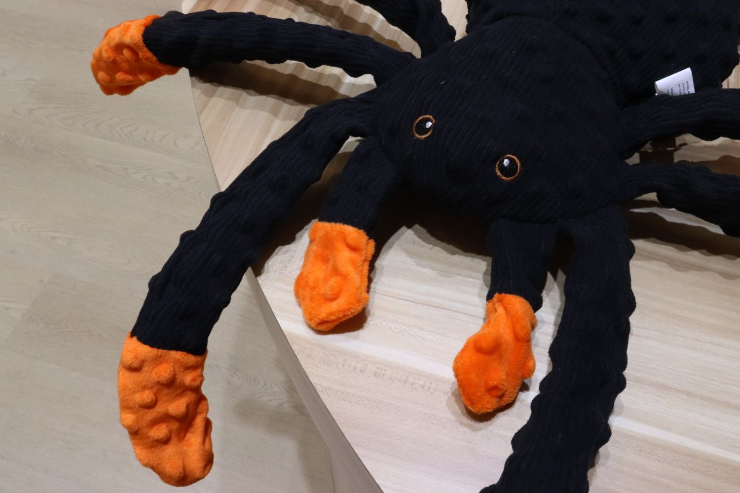 坐下等等 | Happy Halloween