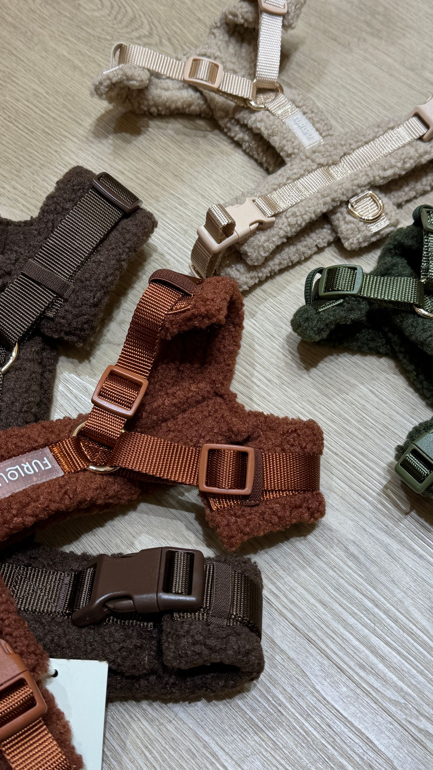 坐下等等 | Furlou