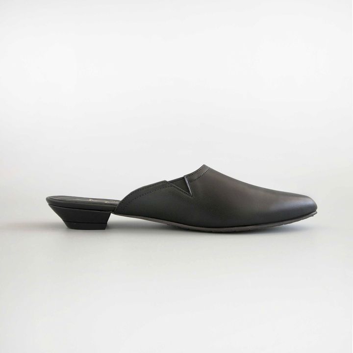 mules_black-3b
