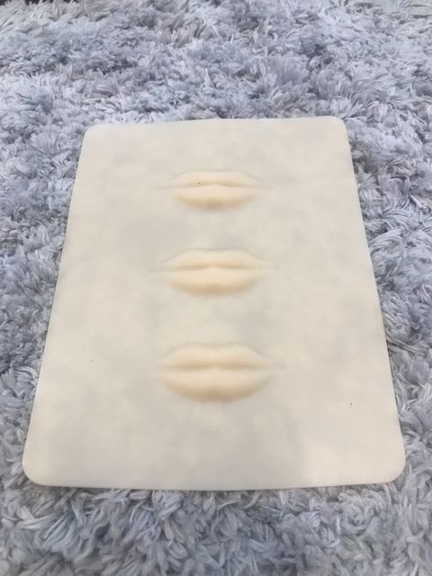 三個唇.jpg