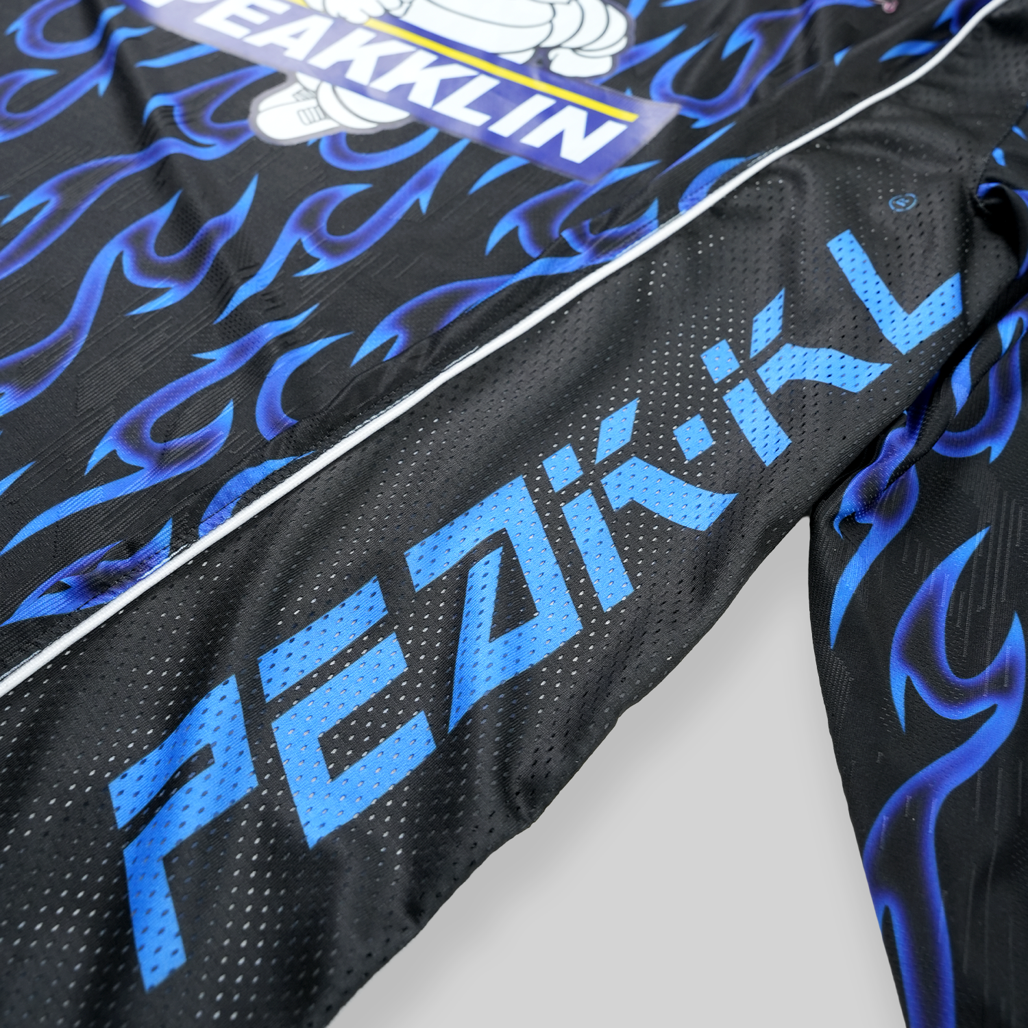 BLCKBLU_LS[SIDE]