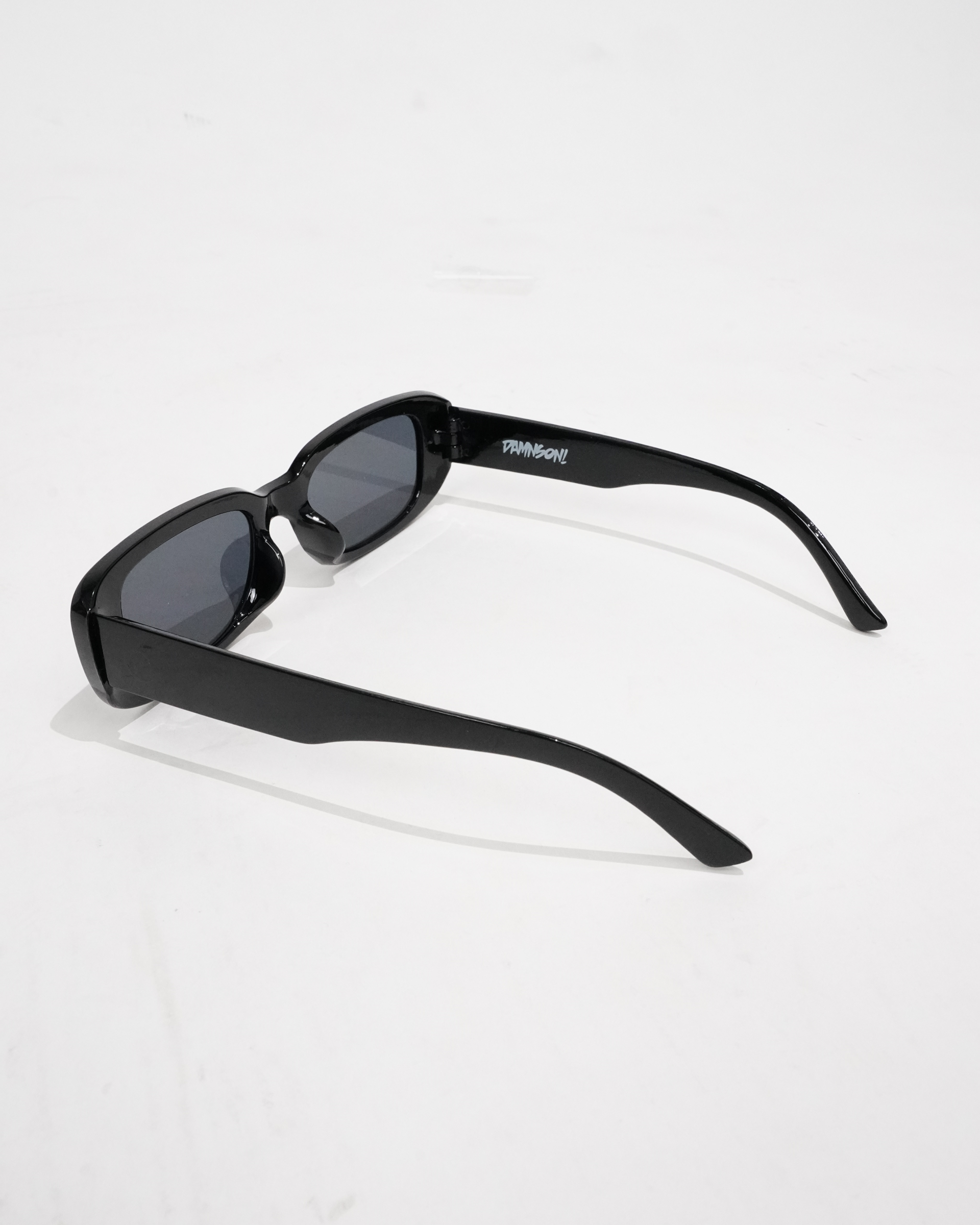 DMNSN SHADE 3