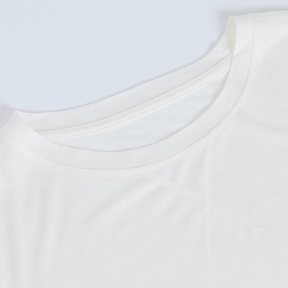 透光白 White