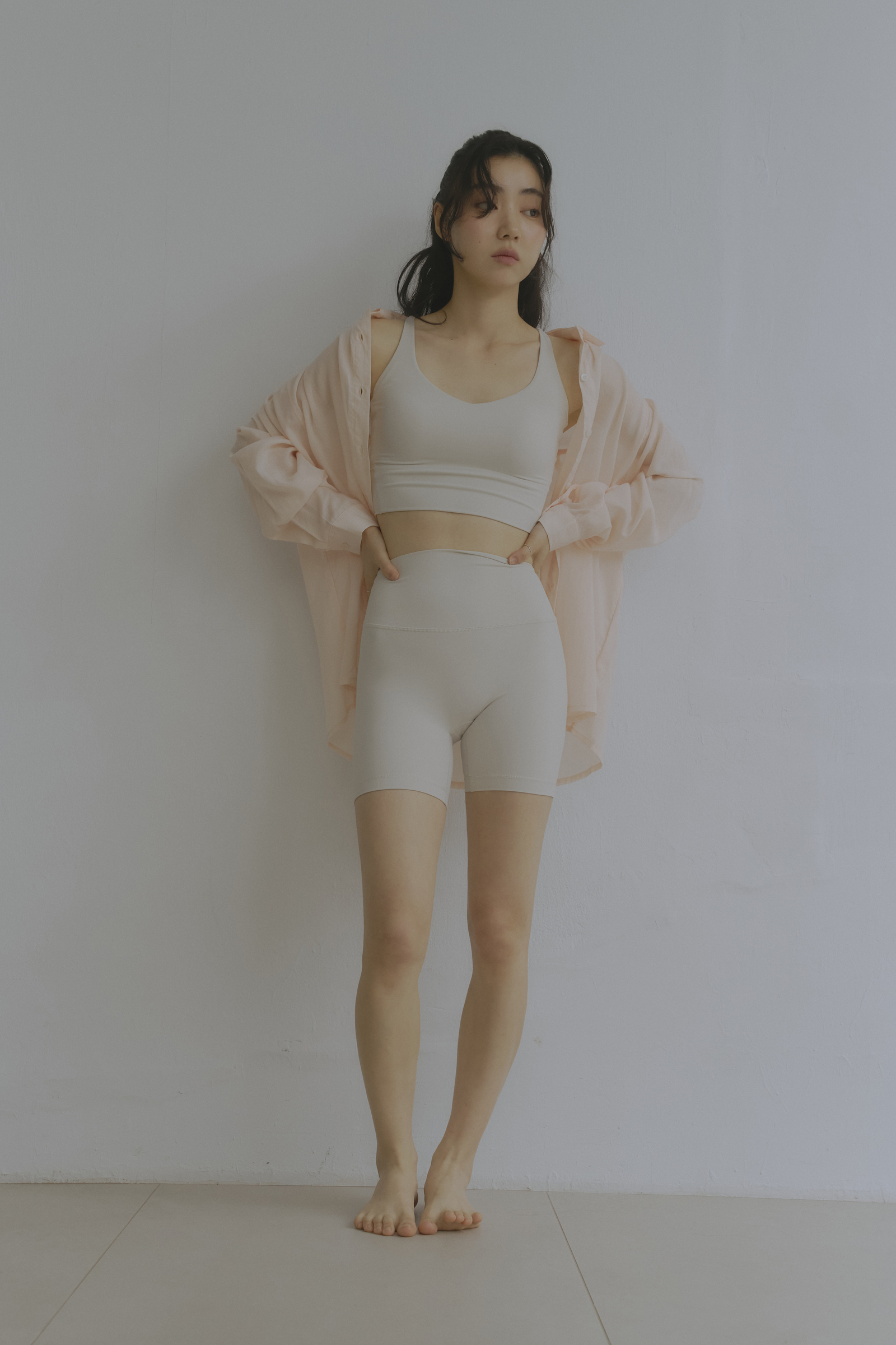 AURA0549