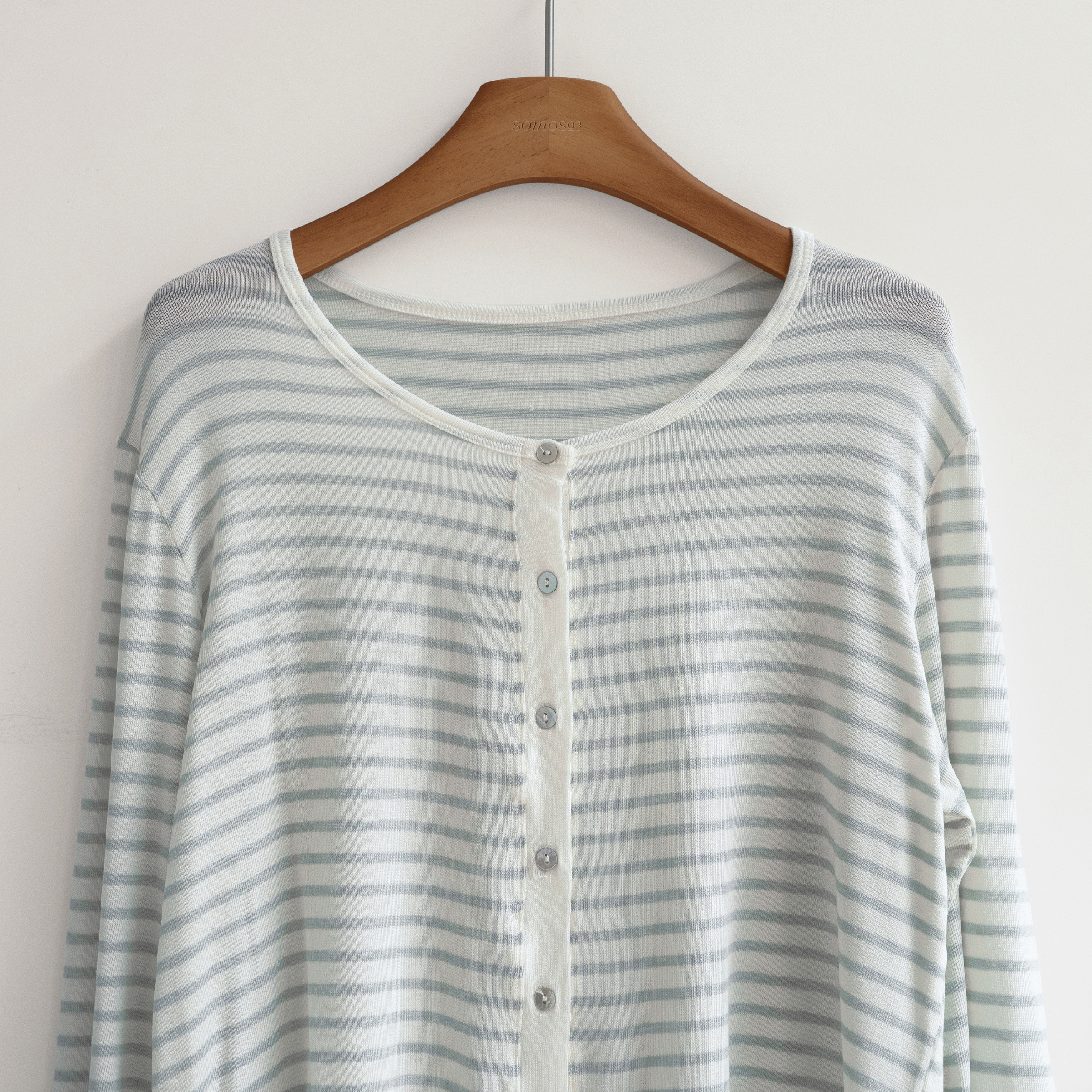 霧藍條 Blue Stripe