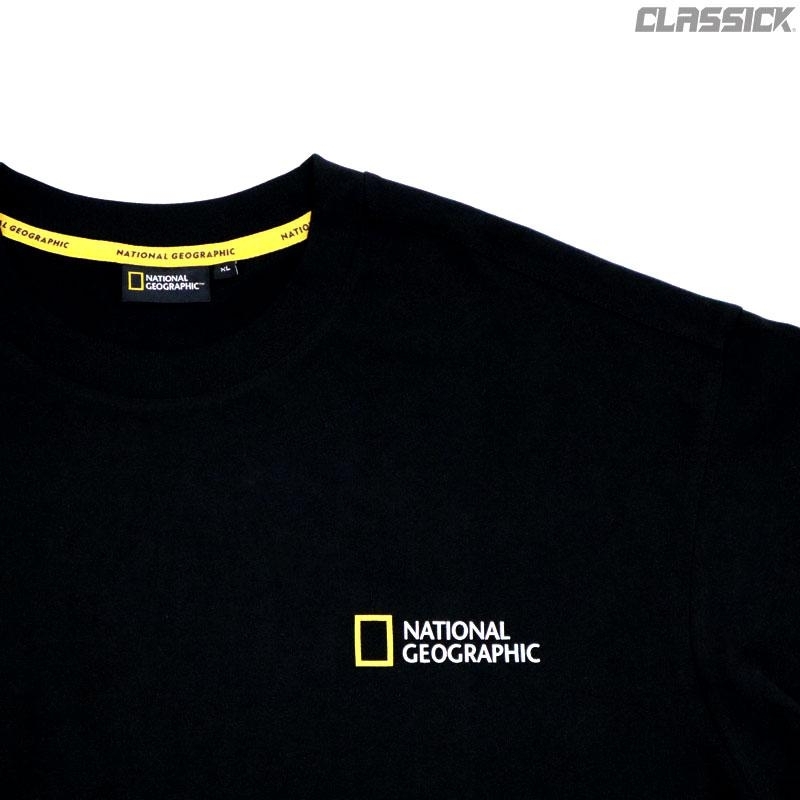 【CLASSICK】National Geographic Semi Overfit Activity Graphic T-Shirt 碳黑 國家地理  韓國 露營塗鴉 男女 短T N212UTS909198