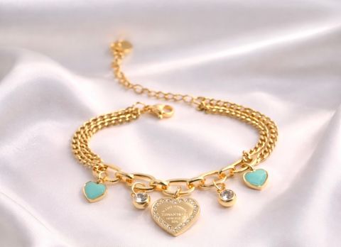 B515BB1D-A69D-4887-866C-0F8701171930