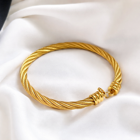 E51B758C-C557-4B90-86FE-56909F2E8199