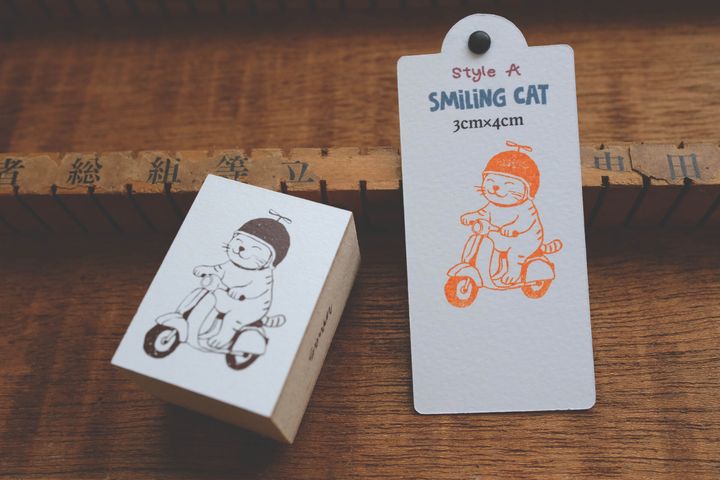smiling cat-2