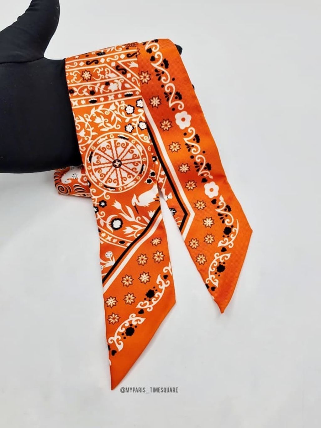 9ffa39af-1c0c-421d-8b66-d0a80485e87b