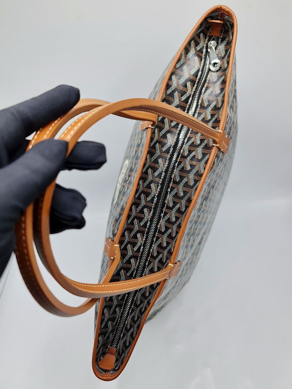 39629f1a-0080-4d5b-bca1-4ad8dfce51aa