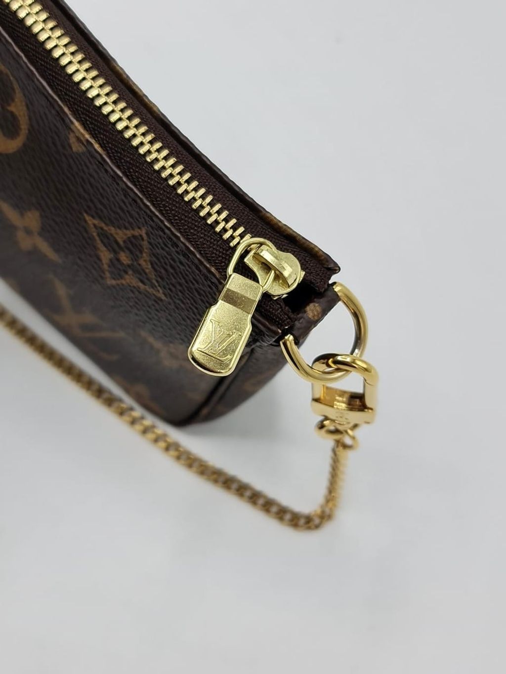 7737028d-8af9-401b-a104-f75d6974e6c8