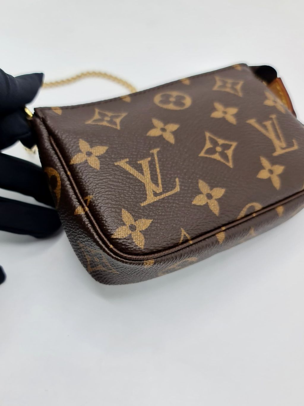 e921aa4c-8383-4507-b917-3ef573316fb2