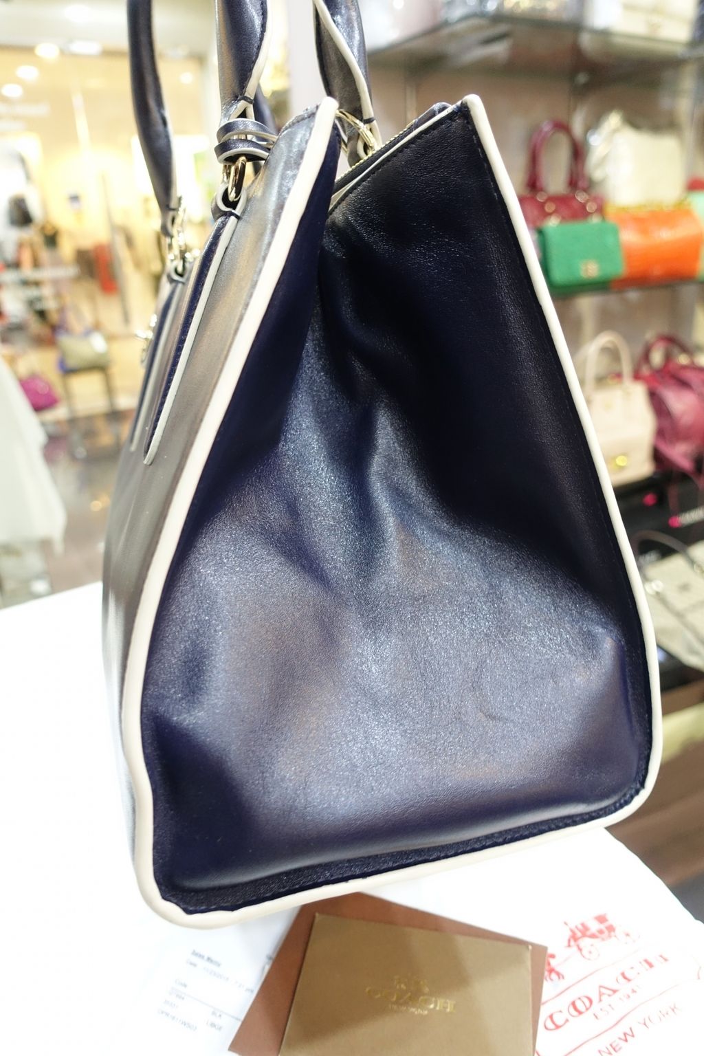 1487642152_2772229_z