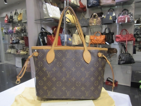 Sold-Louis Vuiiton Monogram Neverfull PM – My Paris Branded Station-Sell Your Bags And Get ...