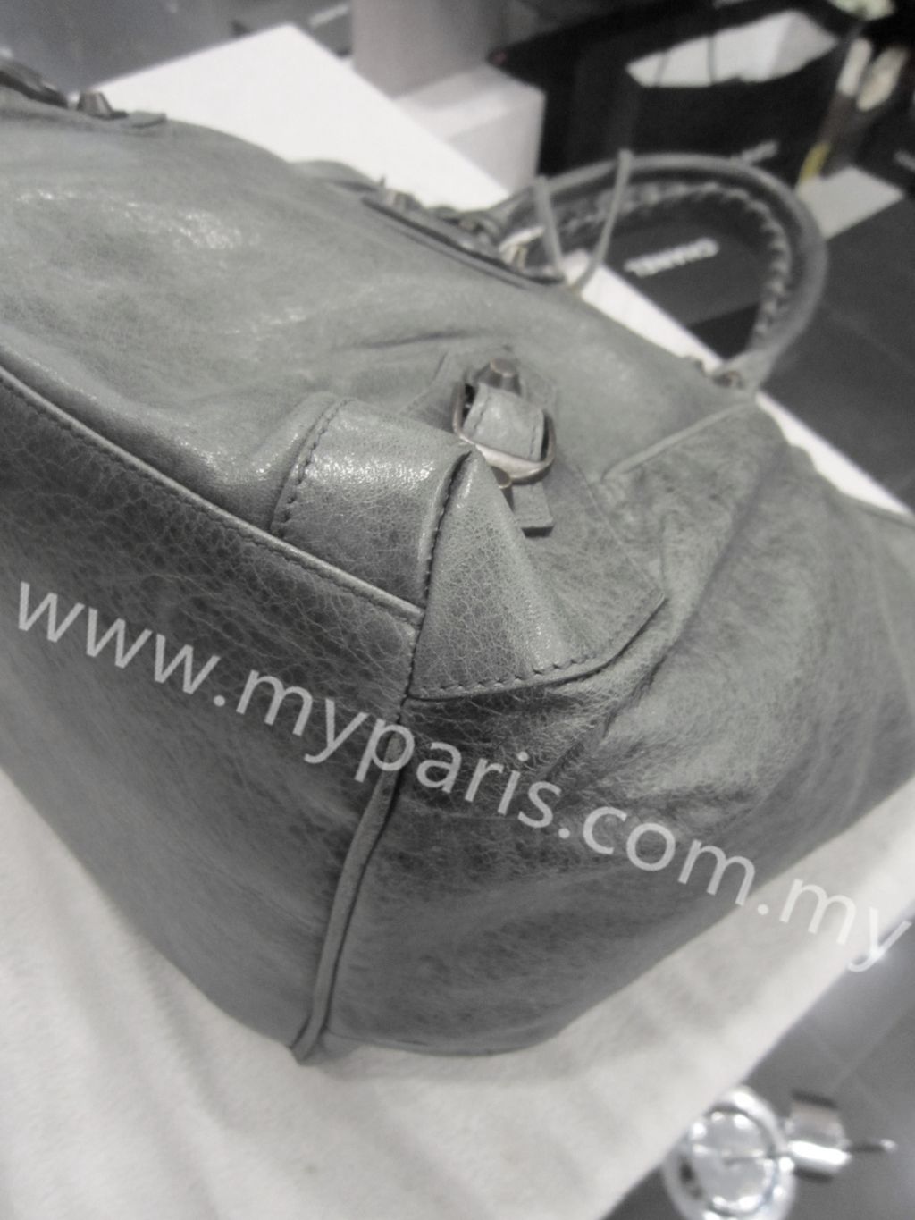 1487737552_2340057_z