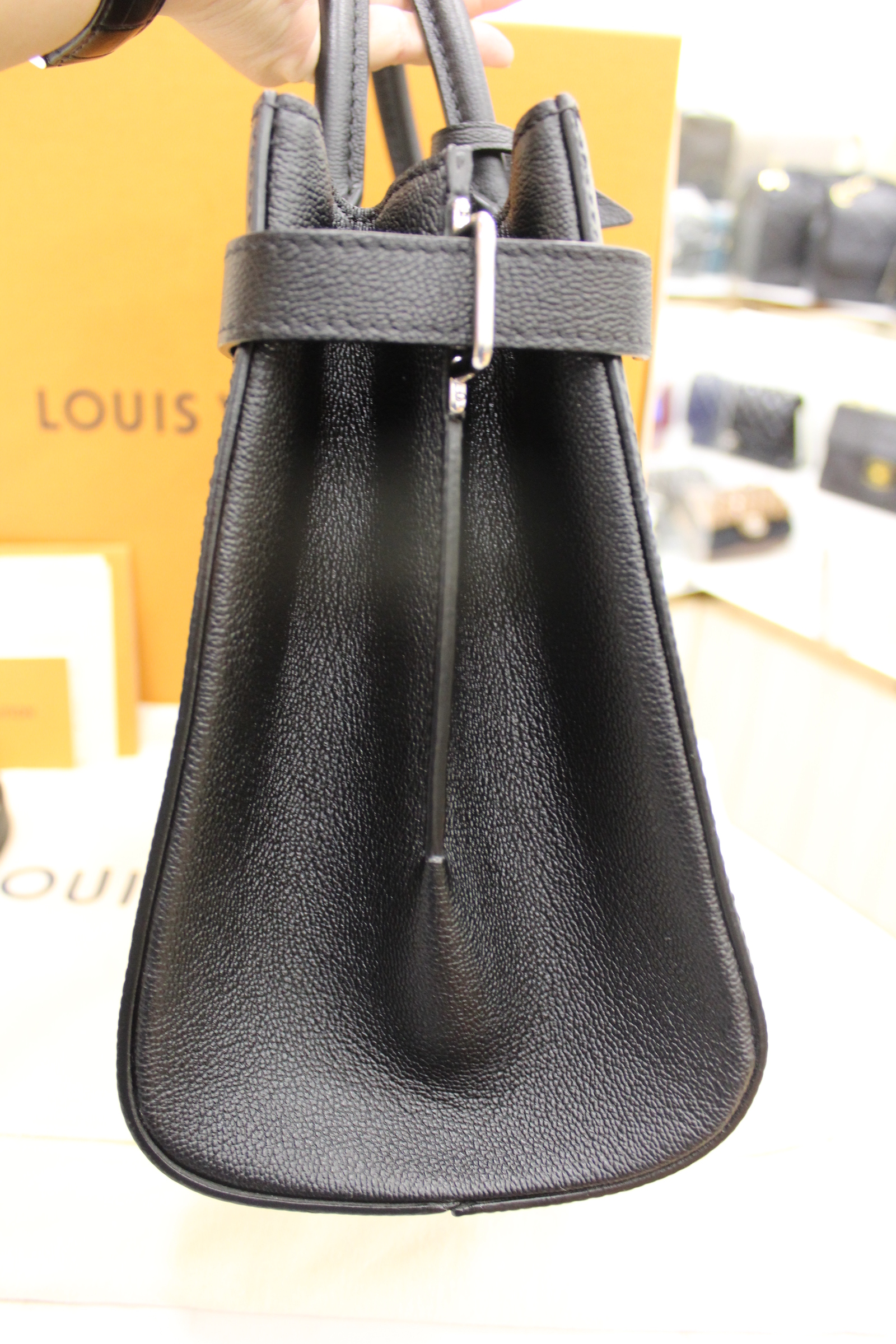 Louis Vuitton Noir Epi leather Twist Tote – My Paris Branded Station-Sell Your Bags And Get ...