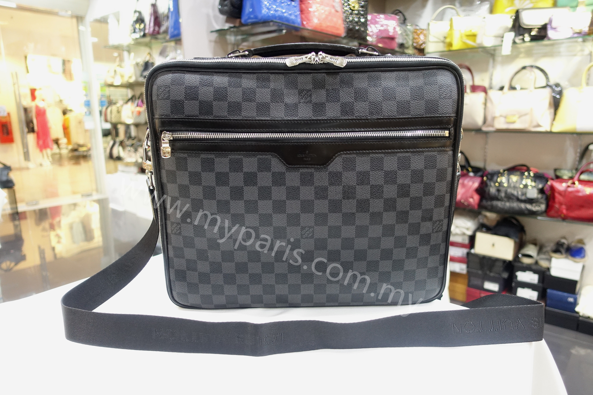 Louis Vuitton Damier Graphite Steeve Briefcase – My Paris Branded Station-Sell Your Bags And Get ...