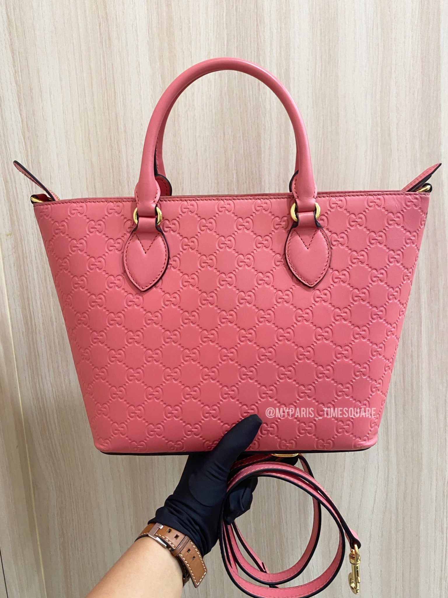 Gucci Guccissima Pink Leather Shima 2 Ways Tote Bag – My Paris Branded  Station-Sell Your Bags And Get Instant Cash