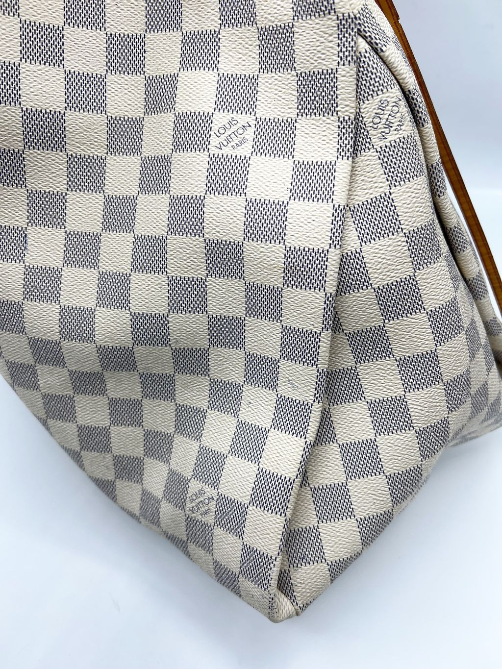 Louis Vuitton Artsy MM Bag Damier Azur Canvas – EliteLaza