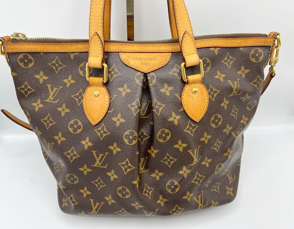 What Goes Around Comes Around Louis Vuitton Monogram Palermo Tote Bag PM at  Von Maur