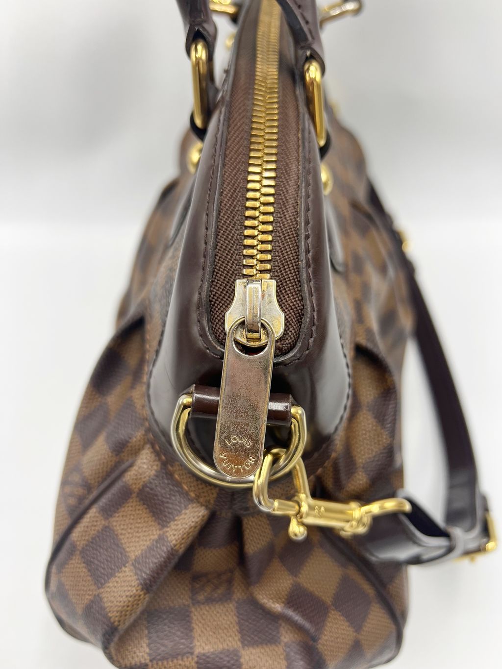 Louis Vuitton Damier Ebene Canvas Trevi PM Bag - Bags & Wallets for sale in  Johor Bahru, Johor