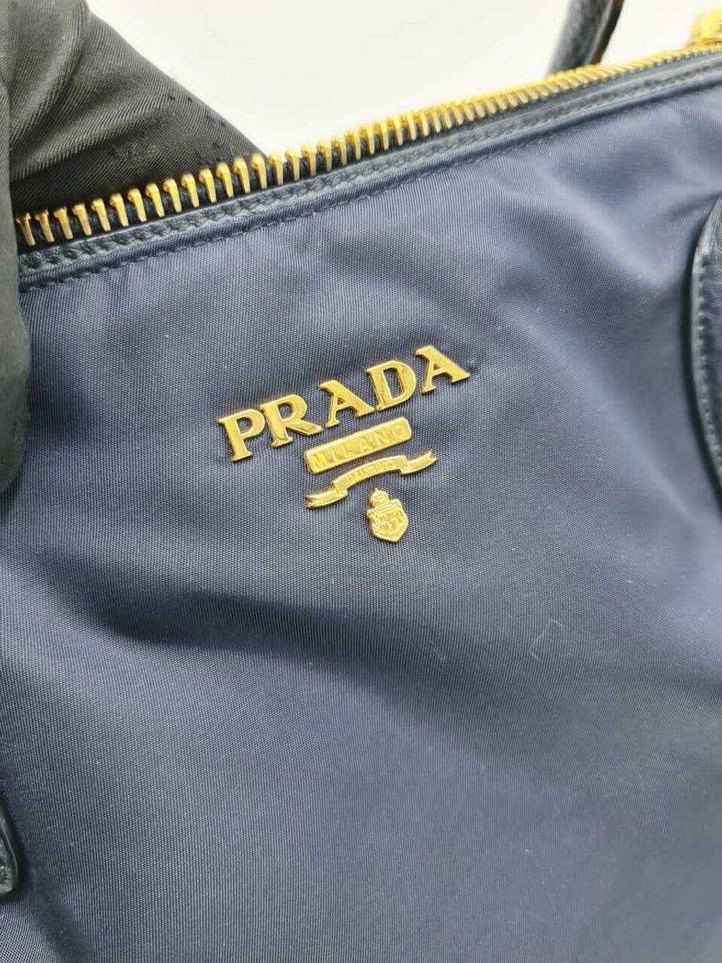 Prada BR4992 Tessuto Soft Calf Leather Convertible Bag in Blue – My Paris  Branded Station-Sell Your Bags And Get Instant Cash